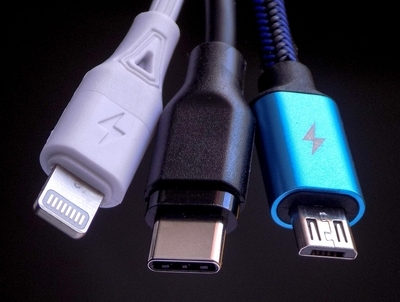 USB_Lighting-usbc-microusb_cable-4498740_1280 image USB-Kabel mit Lightning, USB-C und Micro-USB